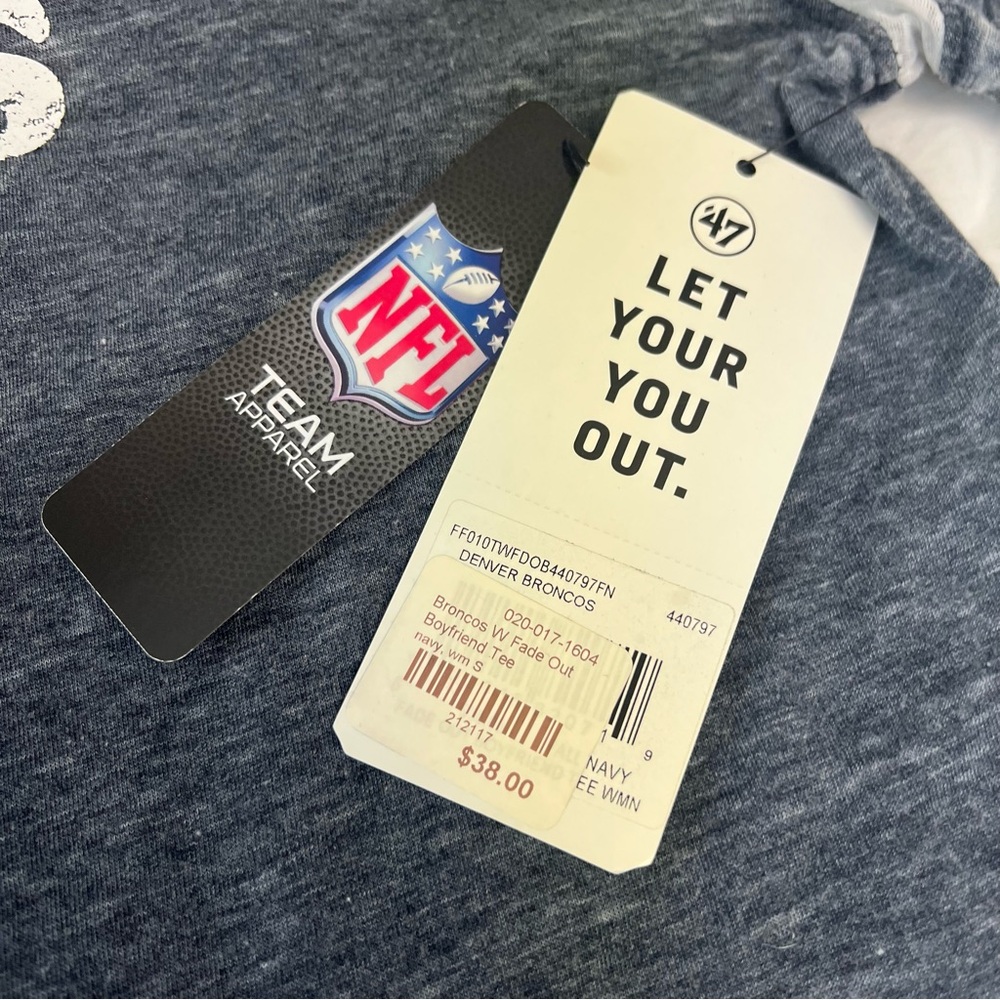 Denver Broncos Fade Out Boyfriend T-Shirt - Picture 5 of 7